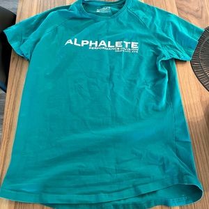 Alphalete Mens large t-shirt